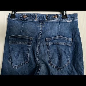 Mother jeans- size 31 the loop de loop fray-just one sip